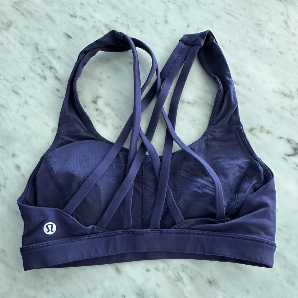 Lululemon sports bra size 2
